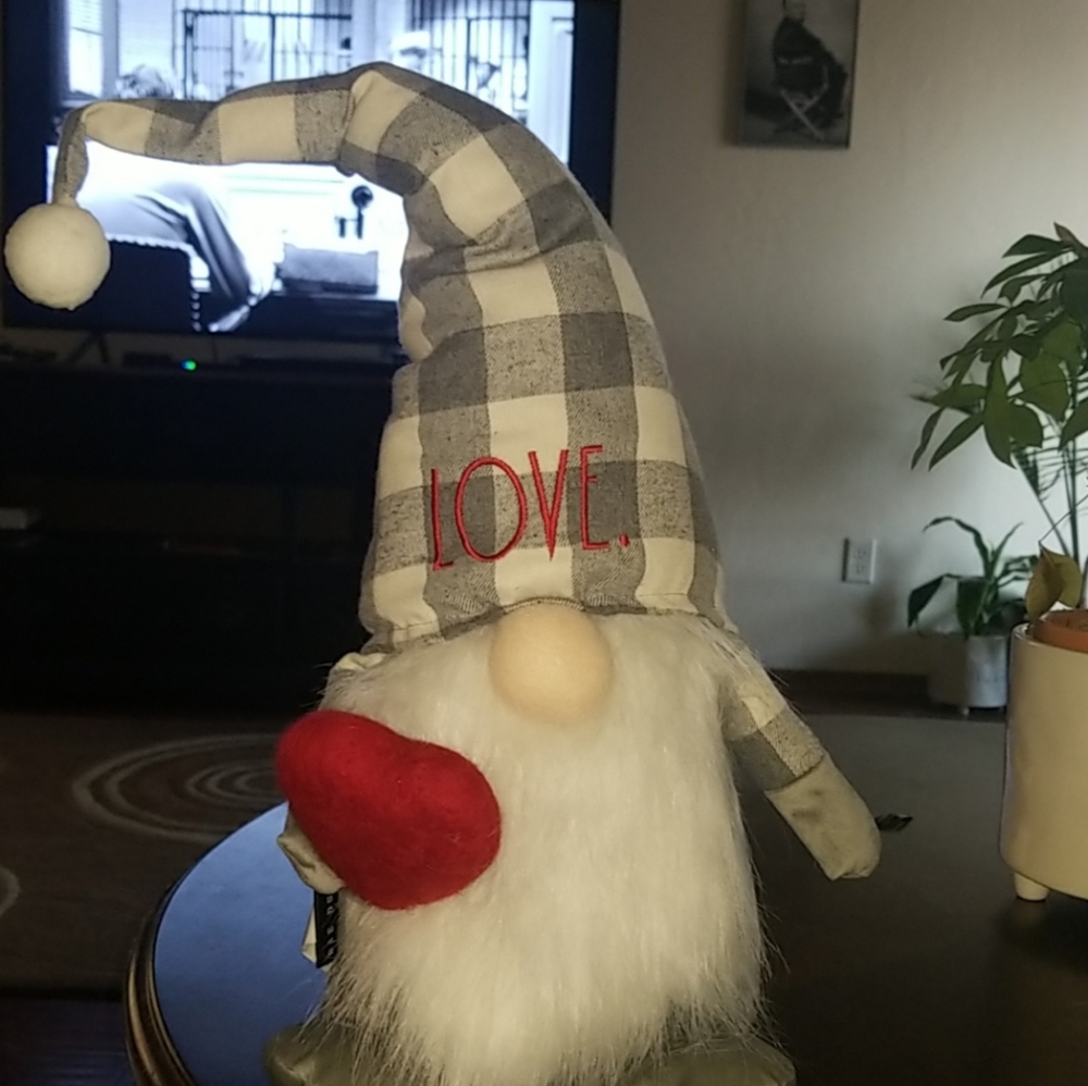 COPY - Rae Dunn gnome
